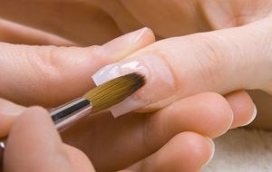 Dicas para fazer as unhas de gel durar mais