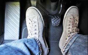 5 dicas para cuidar do freio e da embreagem do seu carro