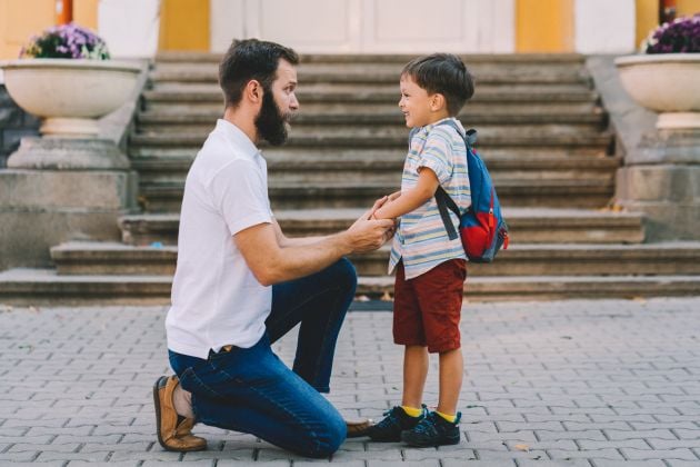 Como preparar os filhos pequenos para uma nova escolinha