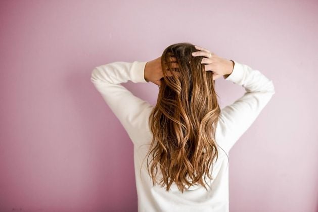 Confira alguns nutrientes para o cabelo crescer de forma saudável