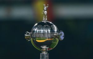 Calendário insano: Retorno da Libertadores e Brasileirão confirmados