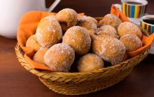 3 receitas incríveis de bolinho de chuva