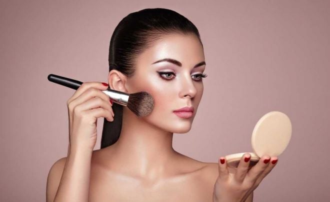 Confira algumas dicas para conseguir uma maquiagem duradoura