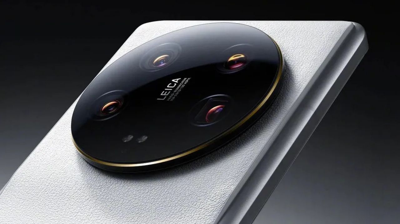 Xiaomi oficializa novo 13 Ultra. Confira como ficou o telefone top de linha da marca chinesa. 