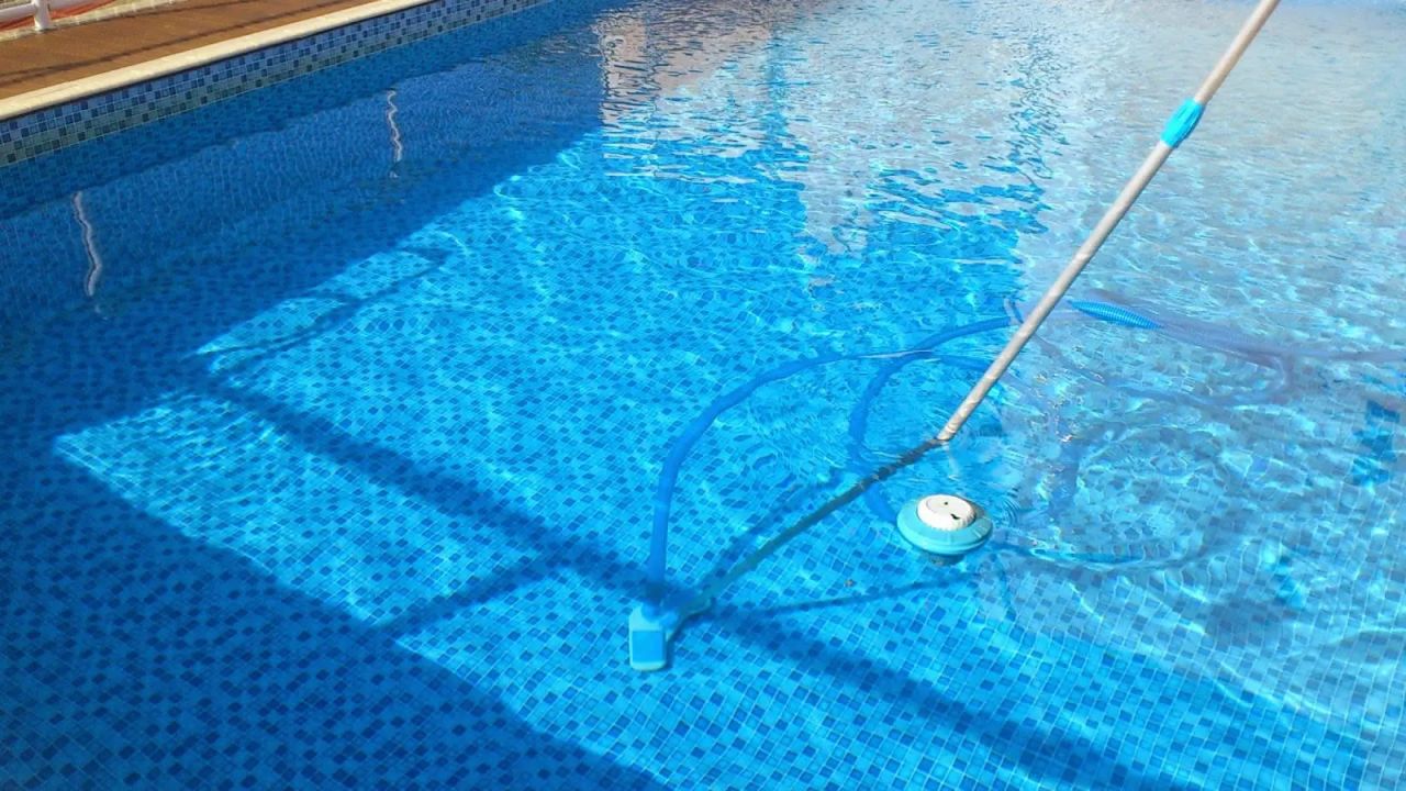 Como fazer a manutenção da piscina corretamente