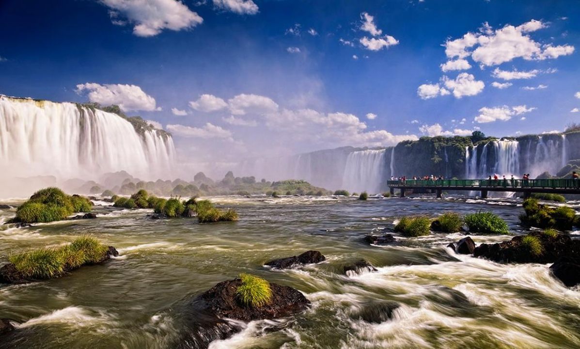 Foz do Iguaçu: Confira dicas para conseguir passagens aéreas mais baratas
