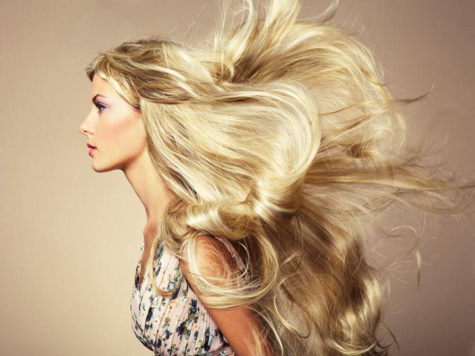 Cabelo loiro: confira as melhores dicas para deixar os fios saudáveis e bonitos