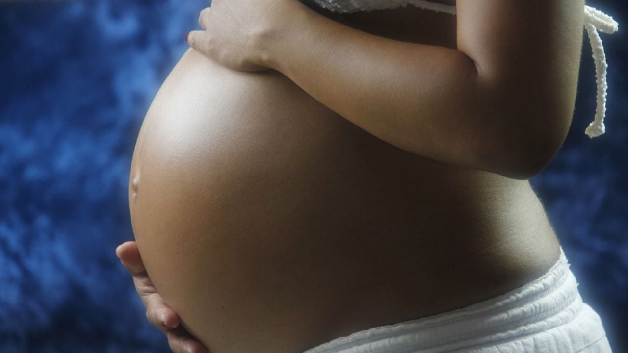 6 cosméticos dos quais as grávidas devem ficar longe