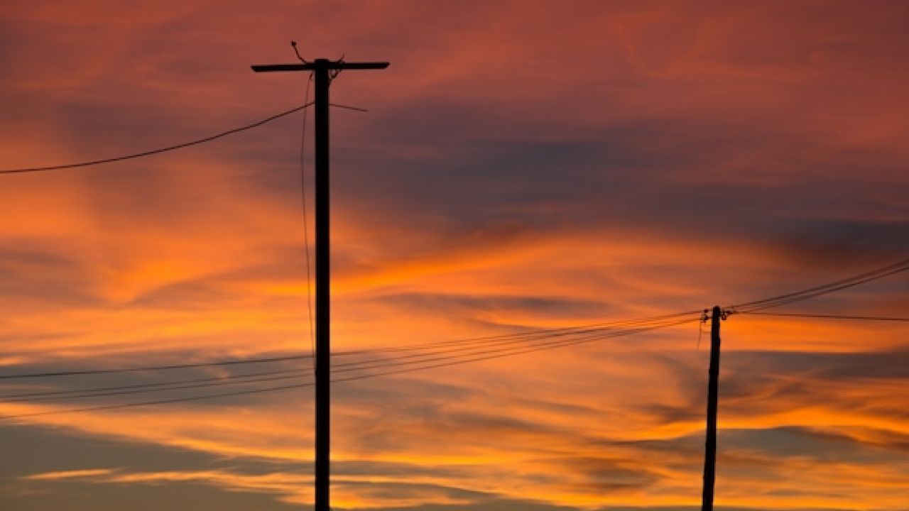 Conta de Luz nas Alturas: Como o calor extremo impacta seu orçamento e o que fazer