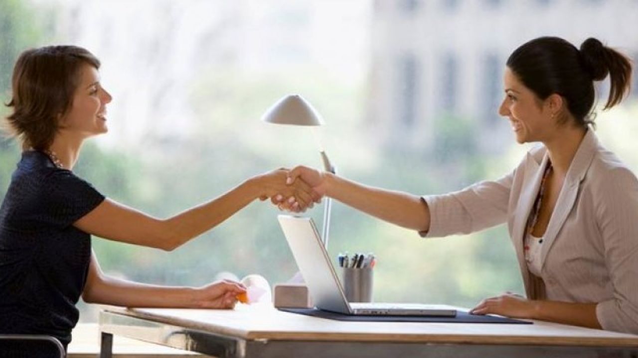 Como se destacar no novo emprego: 5 Estratégias comprovadas para impressionar nos primeiros 90 dias