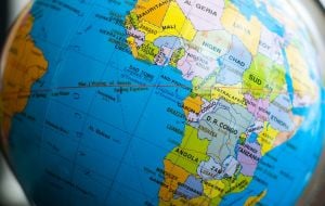 Conheça 10 países que transformaram seus nomes e o impacto geopolítico dessas mudanças