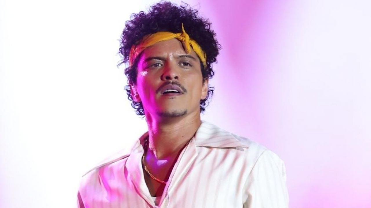 Bruno Mars lança