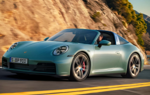 Porsche 911 Carrera 4S: Motor 473cv e tração integral chegam