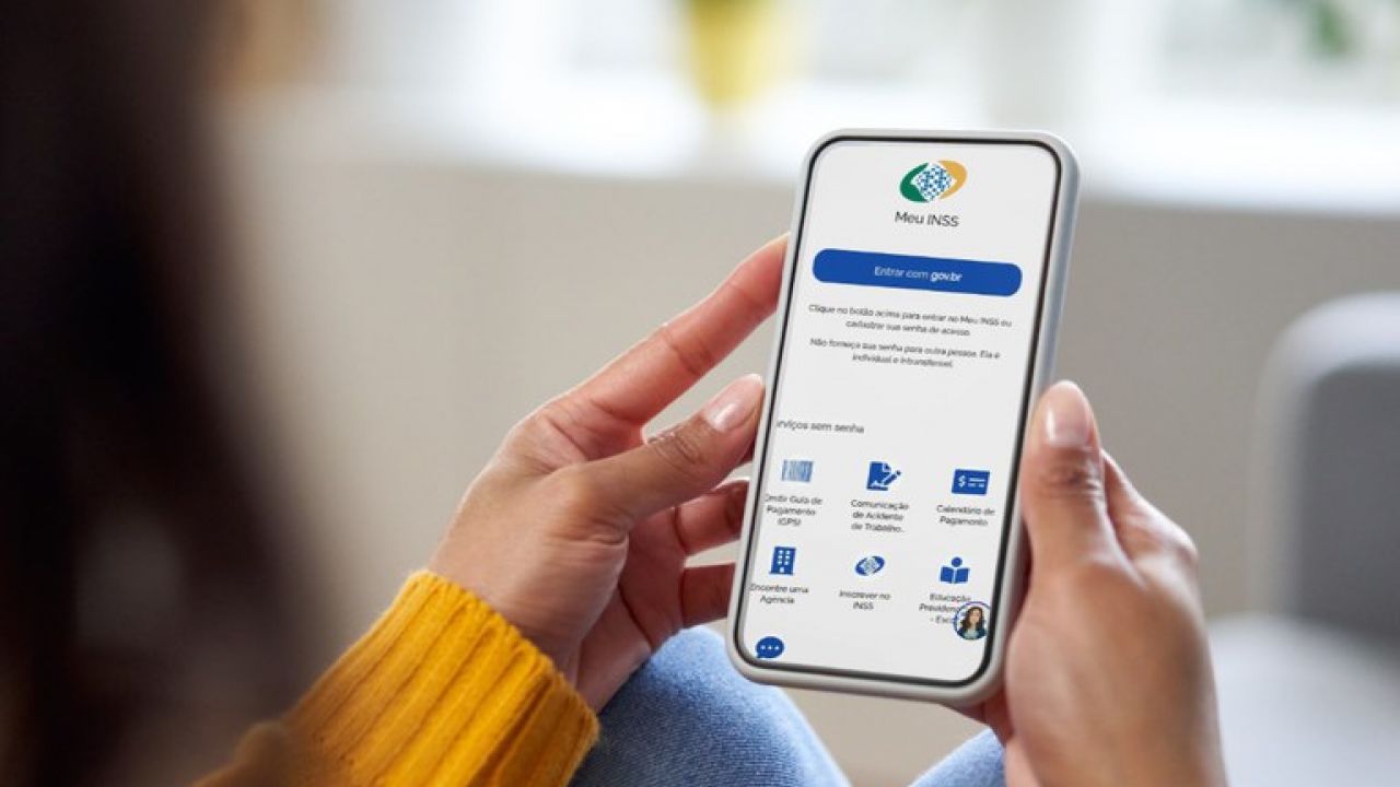 INSS anuncia 13º salário em novembro: Quem recebe o benefício