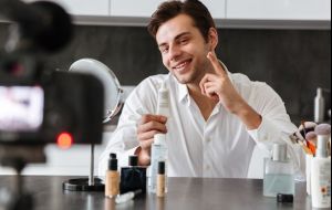 Skincare executivo: Performance profissional além da beleza masculina