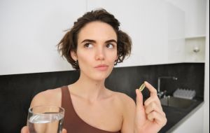 3 Riscos da biotina que você precisa conhecer antes de tomar diariamente