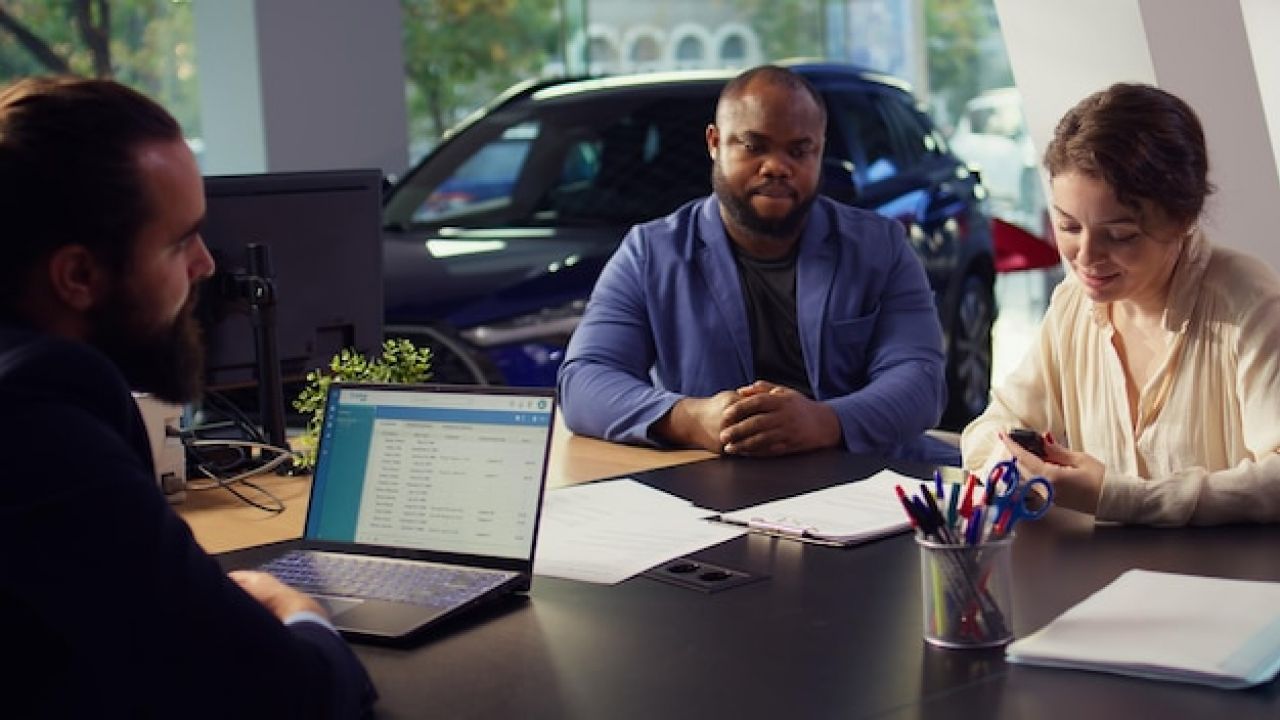 Carros por assinatura: Como funciona, quanto custa e quem pode contratar