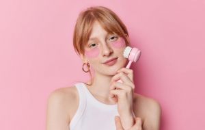 Pele jovem em risco: A geração antienvelhecimento precoce que preocupa especialistas