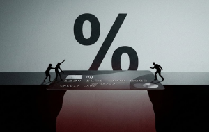 90% dos endividados culpam o cartão: Entenda a armadilha dos juros