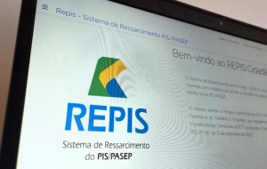 Quanto Vou Receber de PIS 2026? Calcule o Seu Valor