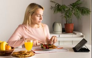 Alimentação no fim de semana: Como sair do ciclo tudo ou nada