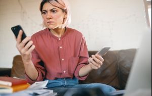 Como negociar sua conta de internet ou celular e pagar menos