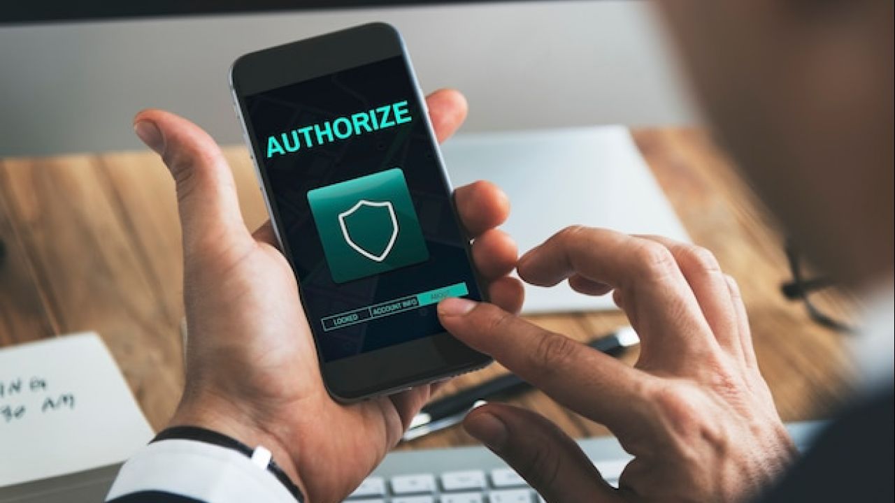 Como proteger seus códigos de verificação SMS e WhatsApp