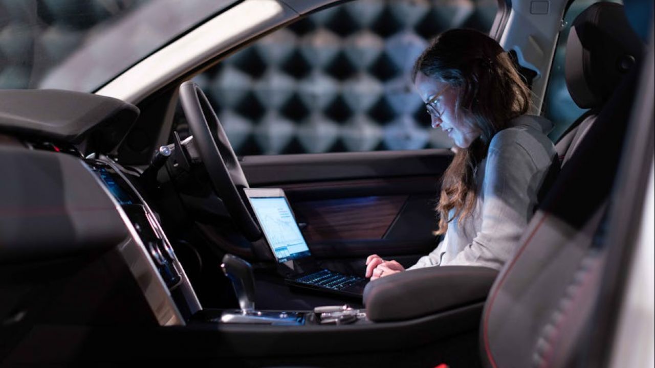 Tecnologias dos carros novos que muita gente ainda não entende