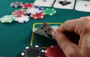Poker online: a nova tendência entre os fãs de jogos de cartas
