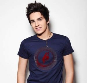 Cantor Luan Santana