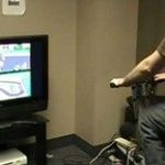 Jogador transforma bicicleta ergométrica em joystick