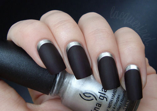 esmalte-preto-fosco-francesinha-lacquerized