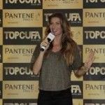 Gisele Bündchen no lançamento de concurso de beleza nas favelas