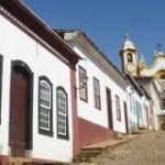 Tiradentes mostra sua história através das construções