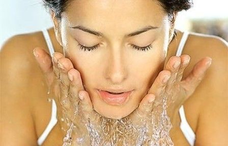 4 hábitos para ter a pele do rosto saudável