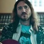John Frusciante lança nova música de seu trabalho solo
