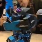 Robô ganha concurso ao dançar o hit Gangnam Style