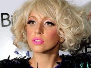 Lady Gaga vai fazer documentário sobre novo álbum