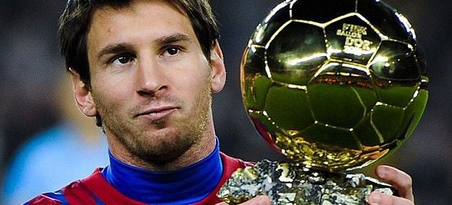 Lionel Messi leva para casa a sua quarta bola de ouro