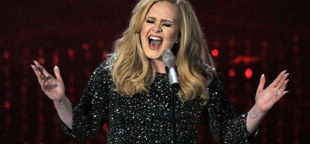 Adele leva Oscar com trilha de 007