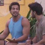 Marcello e Elieser discutem e o clima esquenta no BBB13