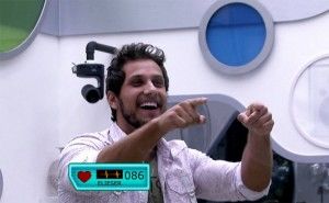 Elieser deixa BBB com 46% dos votos.