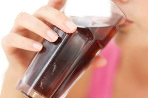 perigos_consumo_refrigerante_caries