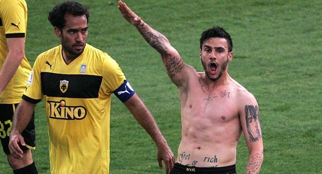 jogador-e-banido-por-fazer-gesto-nazista