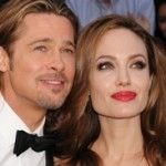 Brad Pitt dá para Angelina Jolie a aliança de sua bisavó em viagem para à Africa