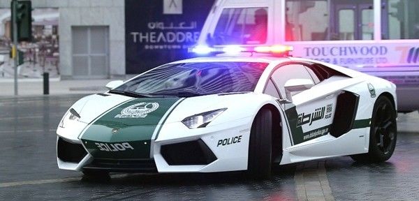 Dubai compra Lamborghini para polícia local
