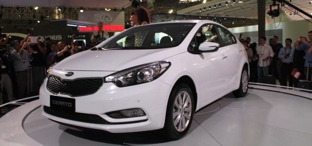 Kia lança novo Cerato no mercado brasileiro