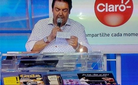 Produção do Faustão estaria cobrando para divulgação de livros