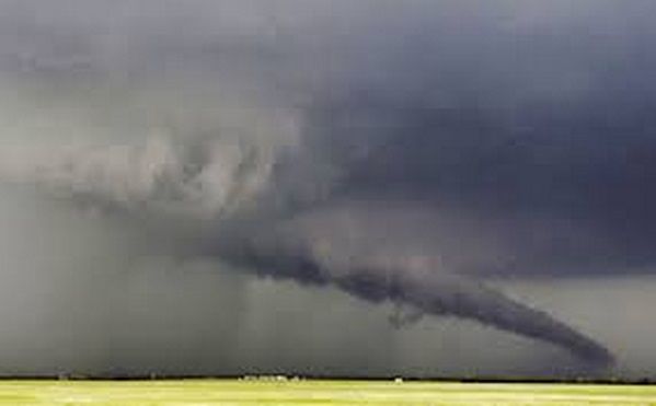 tornado-devasta-oklahoma