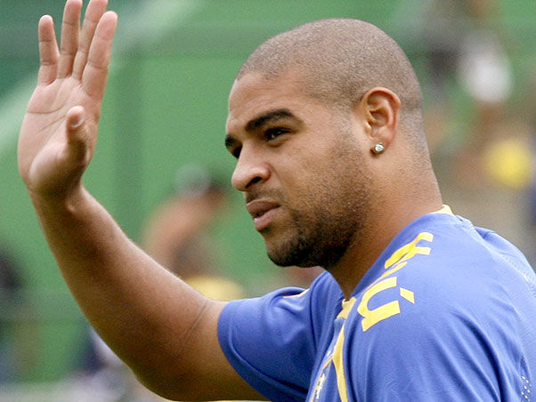 adriano-nao-sera-jogador-do-internacional